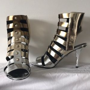 Kennith Cole silver Argent heels